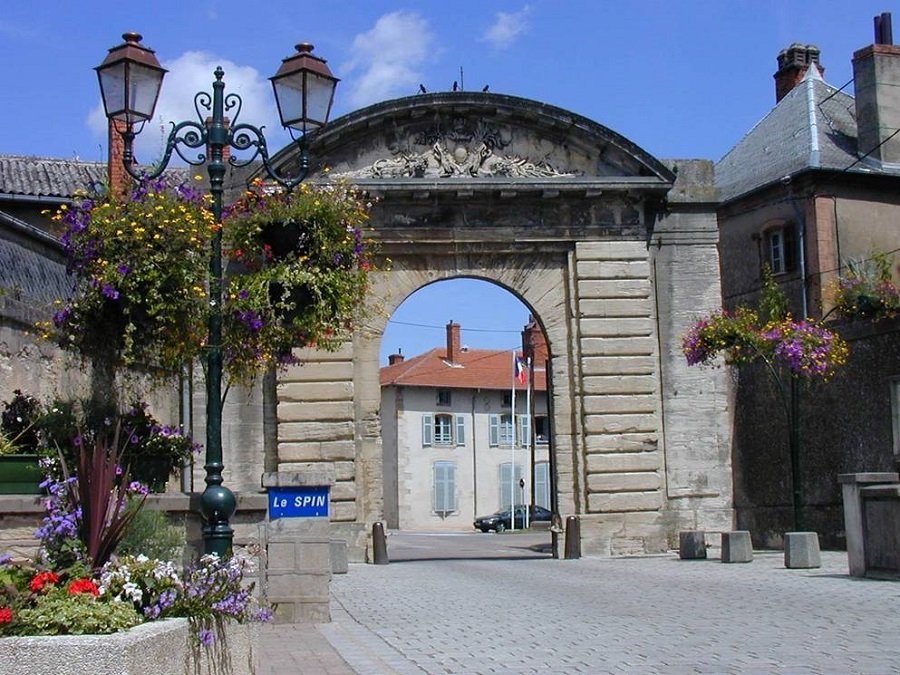 Porte des Salines