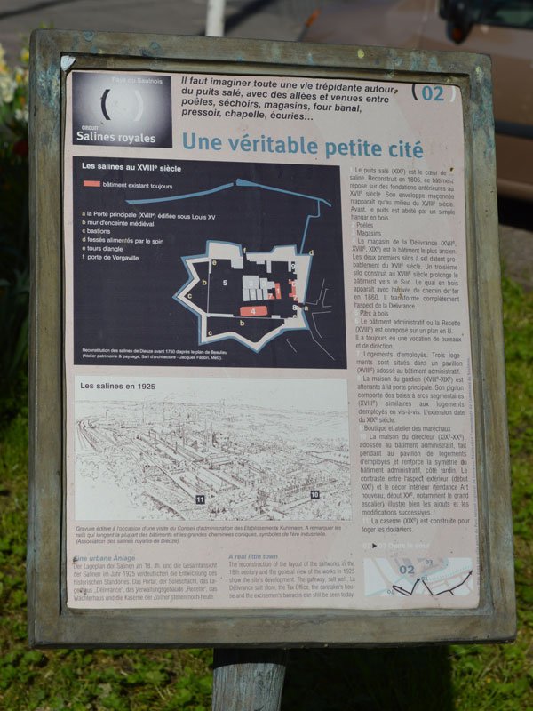 Borne explicative du circuit du patrimoine